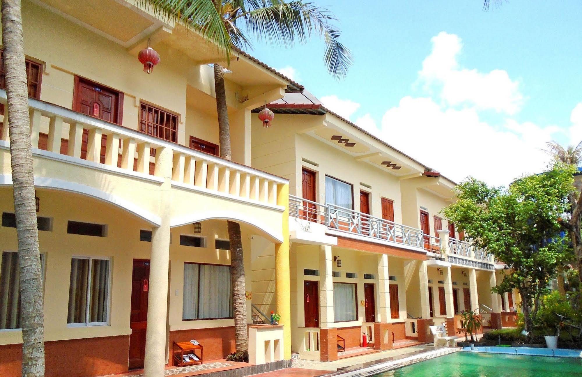 Oyo 614 Phu Quy Resort Exterior photo