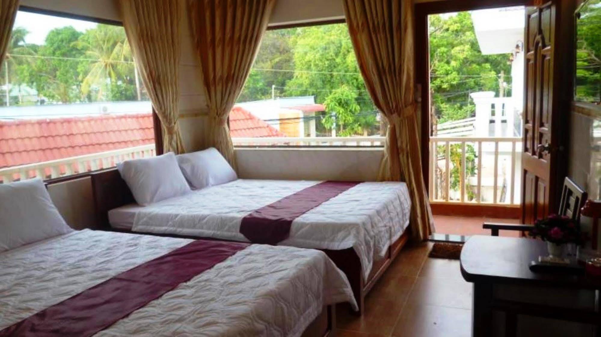 Oyo 614 Phu Quy Resort Exterior photo